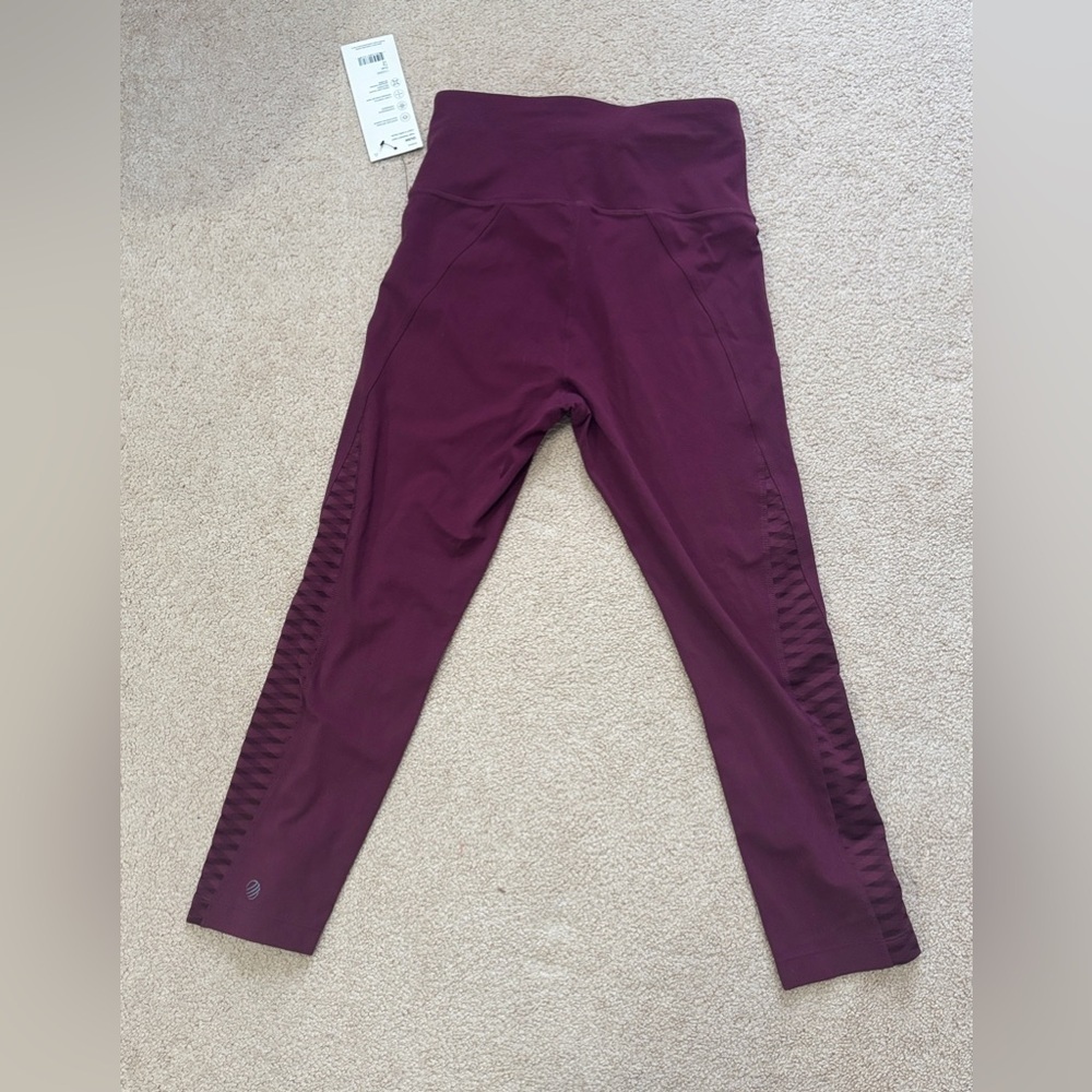 MPG Purple/FIG High-Waist Capri Leggings | Size XS | NWT - Picture 4 of 8